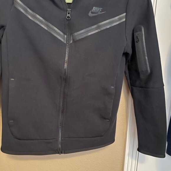 Nike Boys Tech Sportswear Full Zip Hooded Black Jacket L - Picture 7 of 13